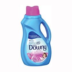 DOWNY April Fresh 35751 Fabric Softener 34 oz Liquid Blue