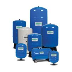 Reliance PMD-20 Free Standing Pump Tank 20 gal Capacity 100 psi Working